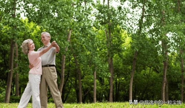 晚年夫妻生活，记住4做4做，夫妻越过越和谐，90%的人不了解