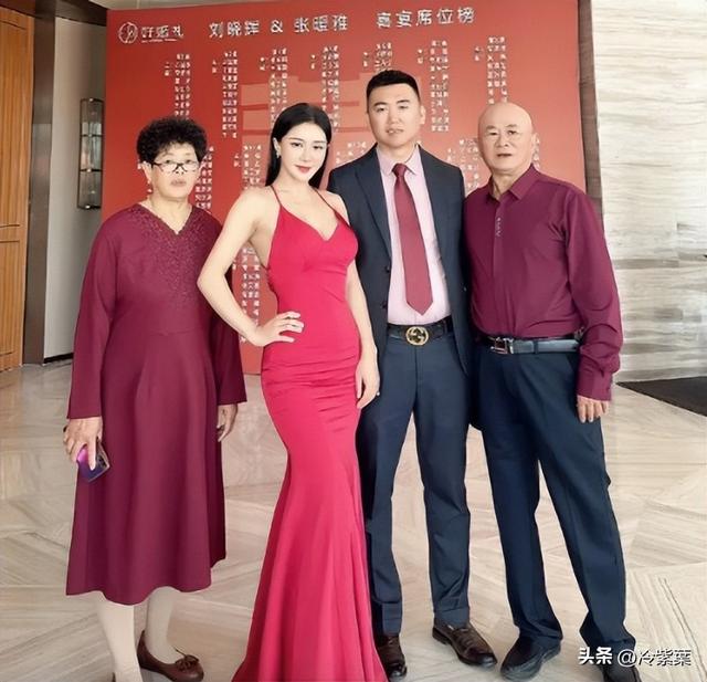 真爱还是接盘侠？41岁香港艳星现下嫁山东农村，曾不雅照片满天飞