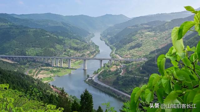 四川神奇的县城，明明离海很远，为何却是网友眼中的“看海”城市