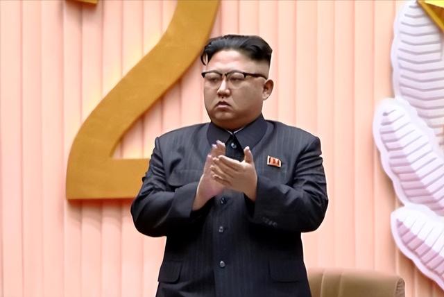 金正恩还没抵华，9国高层拒参阅兵，中方送出一句话，信号不简单