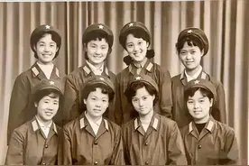 1978年开始，部队为机关干部定职务级别，为技术单位定技术级别图片