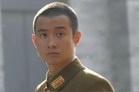 同样是拍抗战剧《雪豹》，将新版和旧版放在一起，差距简直太明显图片