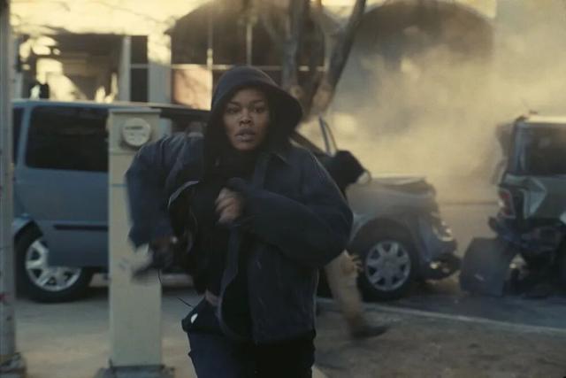 豆瓣8.2，口碑爆票房惨，把美国白人们骂得狗血淋头