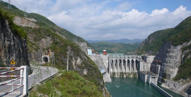 贵州最大的水库，五一可以来这里玩！