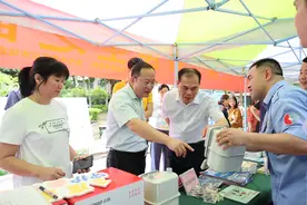 计量服务进小区 便民惠民暖人心图片