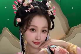 虞书欣，内娱掌管社交的神图片