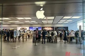 新款iPhone今日开售，北京上海排起长队！入门机型已“破发”图片
