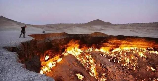 因祸得福！烧129年的地下火被灭，新疆凭空多了个金饭碗