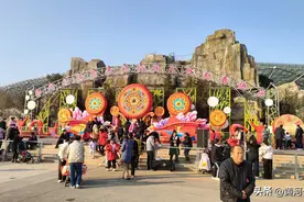 郑州绿博园和8号地铁线，攀上了亲戚，老年人还不要钱图片