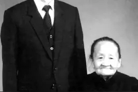 他是海陆丰走出的国家级领导人，母亲​是广东最长寿老人图片