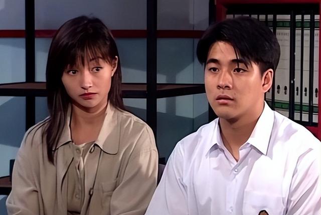 两次拒绝黎明，无视钟汉良示爱	，被折磨20年后55岁的她憔悴成大妈