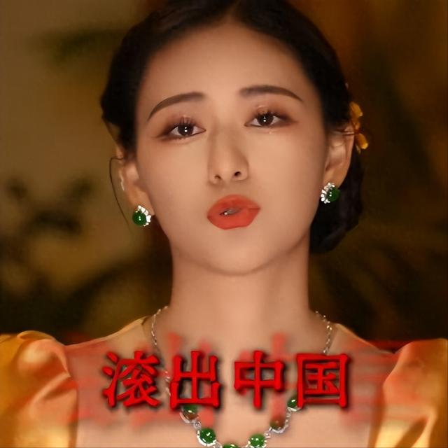 滚出中国！云南泼水节炸出一群“男流氓”，当众扒衣喷私处太龌龊