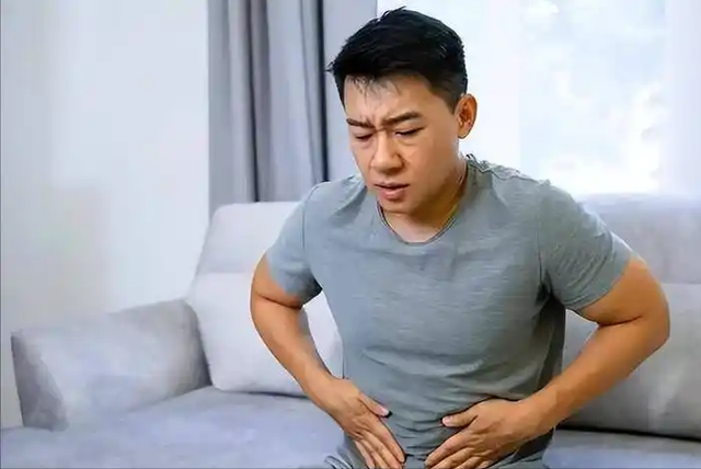 医生发现：每天坚持慢跑的老人，不出一年时间，肝脏或有4种变化