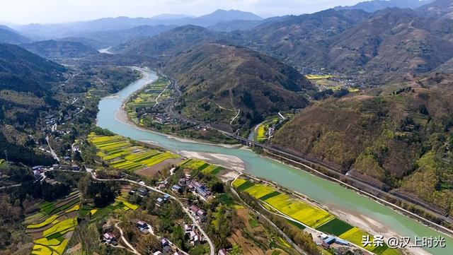 “嘉陵江第一湾”的春天：来宁强燕子砭，看千亩油菜花海