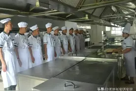 在部队当炊事员好吗？图片