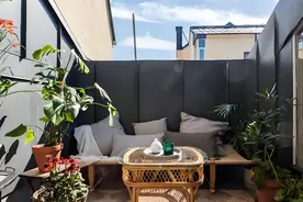 有人在疯狂收购老旧小区顶楼？内行人：里面的商机，许多人都不懂图片