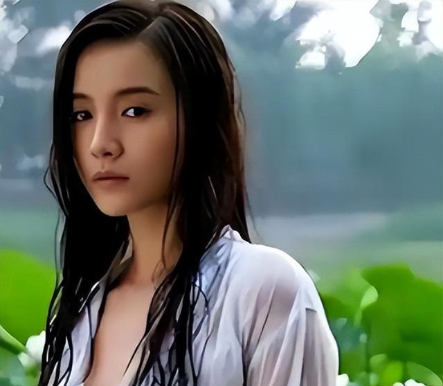 大衣哥跳楼身亡、赵本山灵堂	、宋佳知三当三，造谣的越来越离谱了