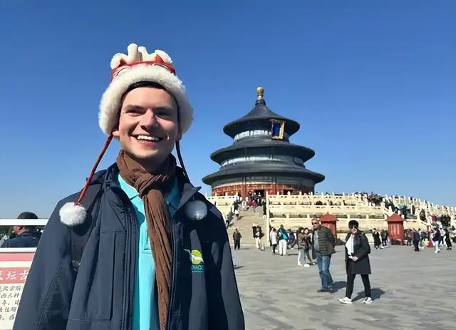 大量美国游客涌入中国，玩了几天后，不吹不黑，中国比美国强多了
