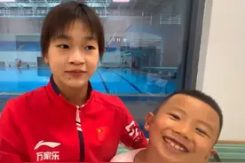 笑不活！哥哥联手全红婵，纠正弟弟对跳水的错误观念，评论笑死！图片