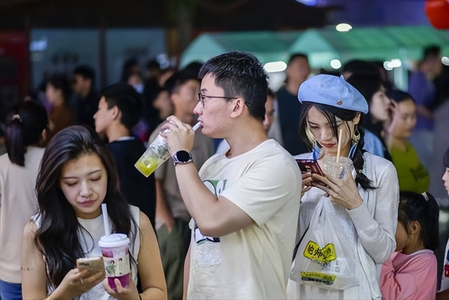 国庆放假安排出炉：有2个坏消息，4个好消息，建议早做准备
