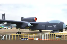 科幻成现实！中国九天“无人机母舰”将首飞，究竟有多强？图片