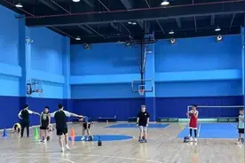 快，带上孩子来运动！图片