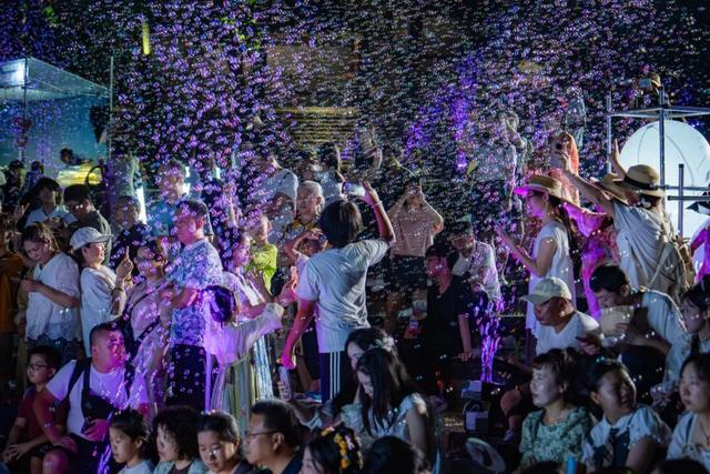 乌镇泡泡夜游神活动延长，快乐加倍！
