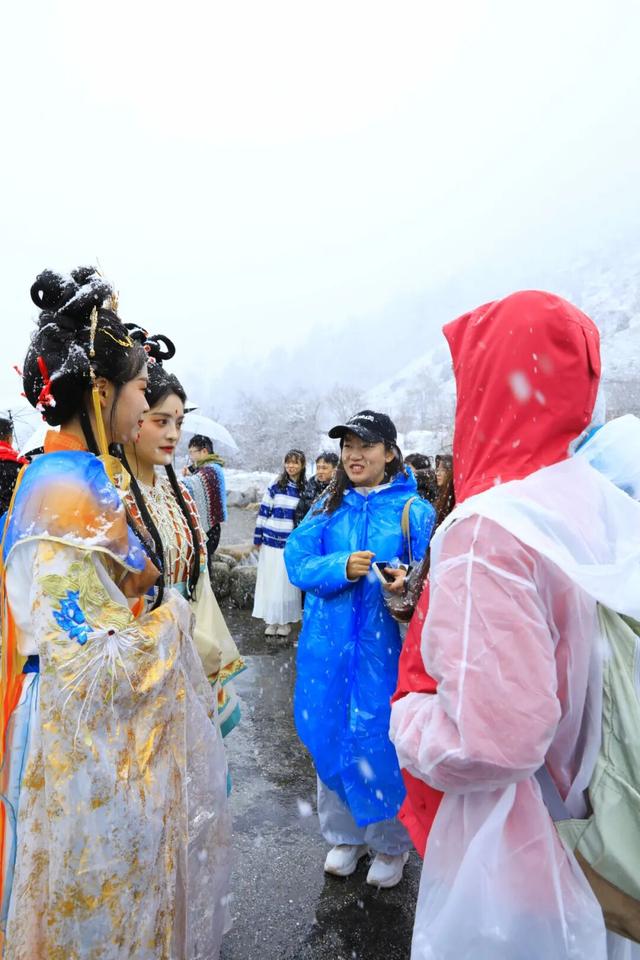 多图预警！国风+山水，毕棚沟这个“五一”假期快乐满格！