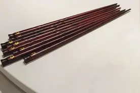 筷子洗净后头朝上还是头朝下放置？别不当回事，不少人都放反了图片