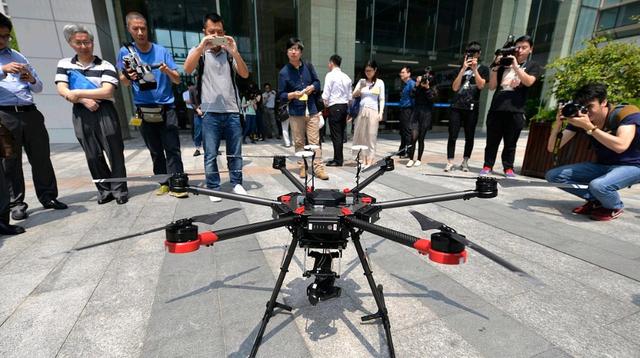 特朗普又制裁，不到24小时，中方下通牒：撤销禁令，否则后果自负