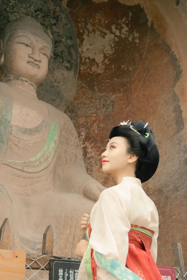 广元不远 周末优选 | 一秒穿越！快来广元拍古风大片！