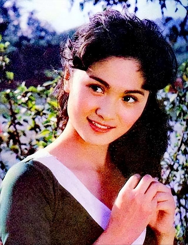 80年代家喻户晓的女演员，嫁给军委副主席儿子，离婚后混得如何？