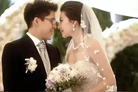 郭晶晶婚礼排场有多大，阿拉伯王子王妃参加，郭父母上不了主桌图片