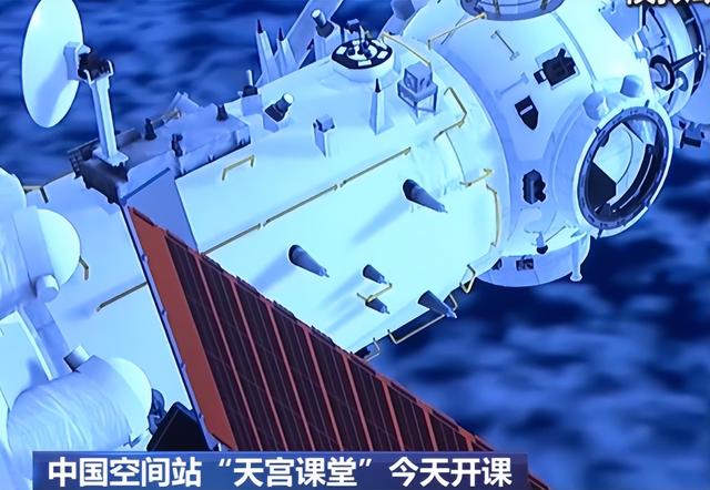 太空碎片威胁升级，神舟二十号飞船遭撞击，6名航天员能否长驻？