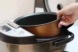 电饭煲为什么“卖不动”了？看到电压力锅的优势后：不意外了图片