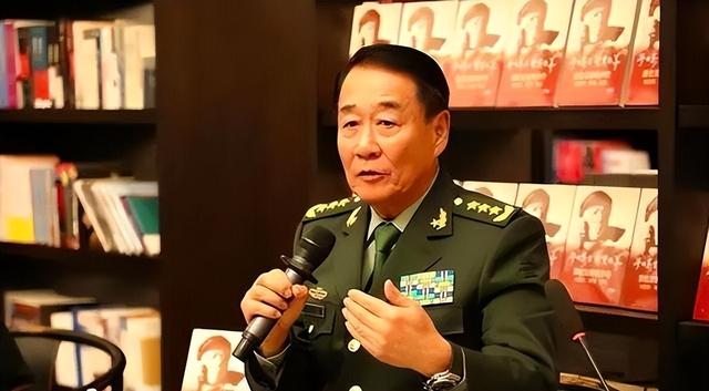 李讷唯一儿子王效芝：职高生，妻子是薄一波外孙女	，介绍人是上将