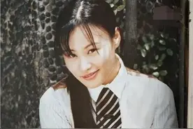 越“老”越美的6位女星，年轻时平平无奇，年纪大了反而美了图片