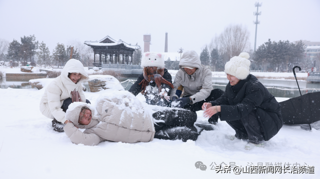 【沁县】初雪润水城：雪后小城绘就生态画卷