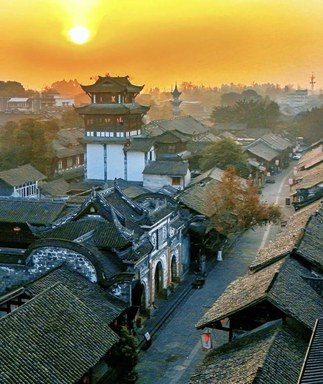 四川最美的6个古镇，有车没车，此生必去一次！