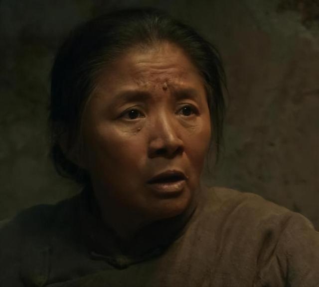 原来他们是夫妻，因戏生情恩爱41年，演完《生万物》终于红了！