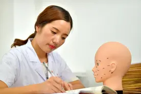 中医执业医师可以备案美容皮肤科主诊医师吗？图片