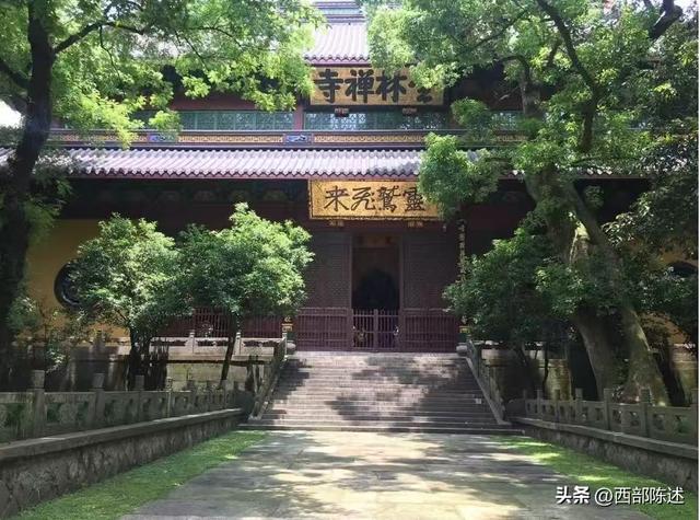 灵隐寺拆了售票处，撕开了多少寺庙的尴尬