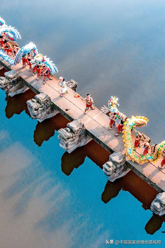 中国最醉人的春天，凭什么在这座城市？