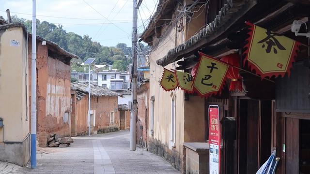 昆明动车直达，又一座小众的千年古镇，四季如春，古迹遍布