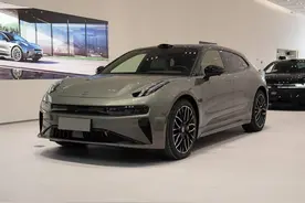 解读2025款极氪001，标配800V高压快充，升级智驾，值得入手吗？图片