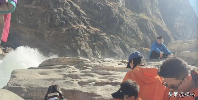 虎跳峡落水男子已找到，遗体卡在水下石缝中，原计划旅行结束结婚