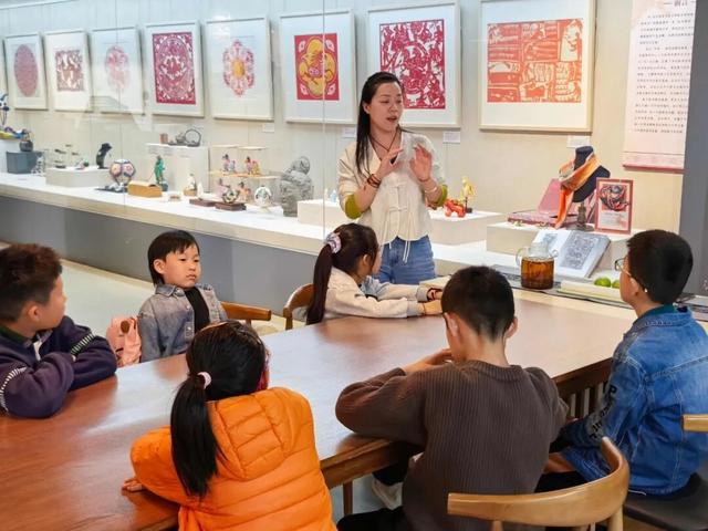 212.93万人次！入列十大热门城市！