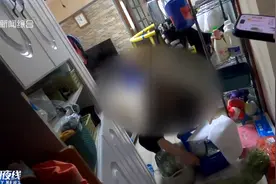 女子在家设自提点被投诉关停，一大波老人为她出头，如何便民不扰民？图片