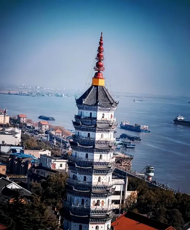 中国“退步”最快的城市：曾与上海、南京齐名，如今沦为三线城市