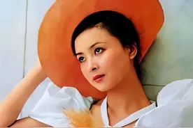 周洁：被誉为最美杨贵妃，花27万美元包机回国，5天后在故土离世图片